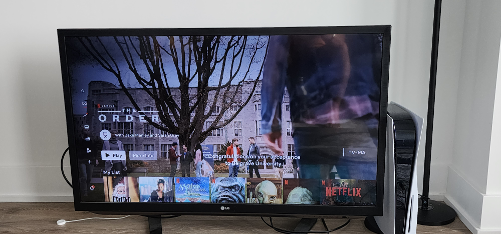 LG Smart TV 43 inches - photo 4