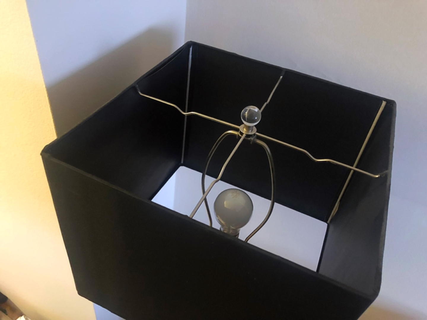Floor lamp, black shade - photo 4