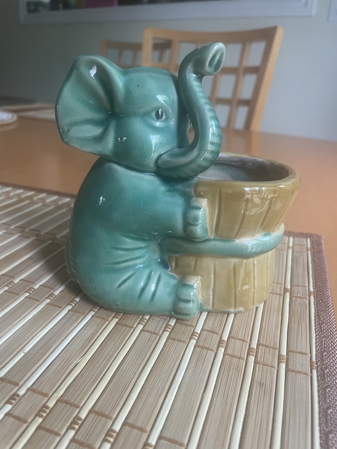 Cute little planter thumbnail