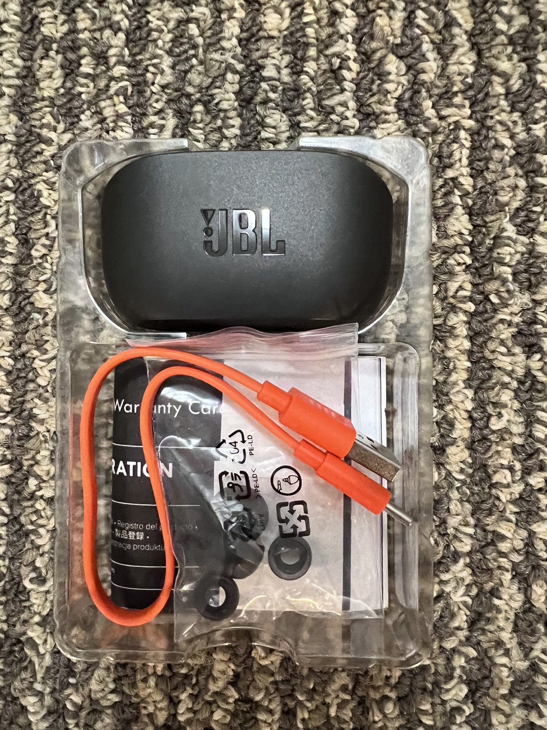 JBL VIBE 100 - True Wireless Earbuds - Black - photo 4