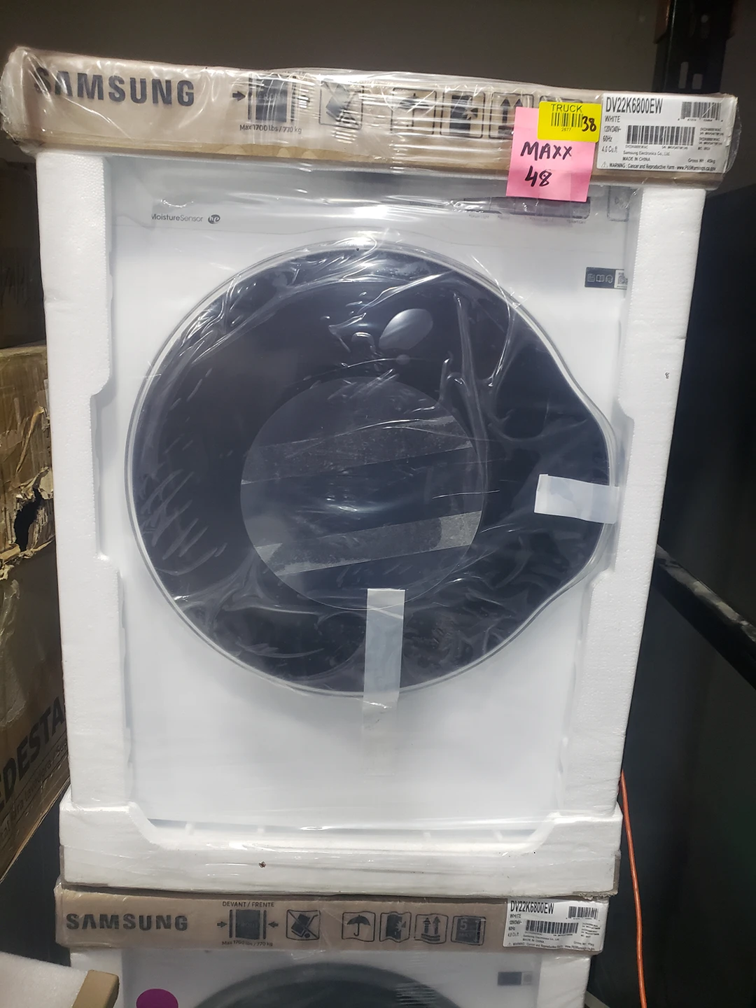 WHITE COLOUR SAMSUNG DRYER FOR ONLY $719.99 NO TAX image indicator(2)