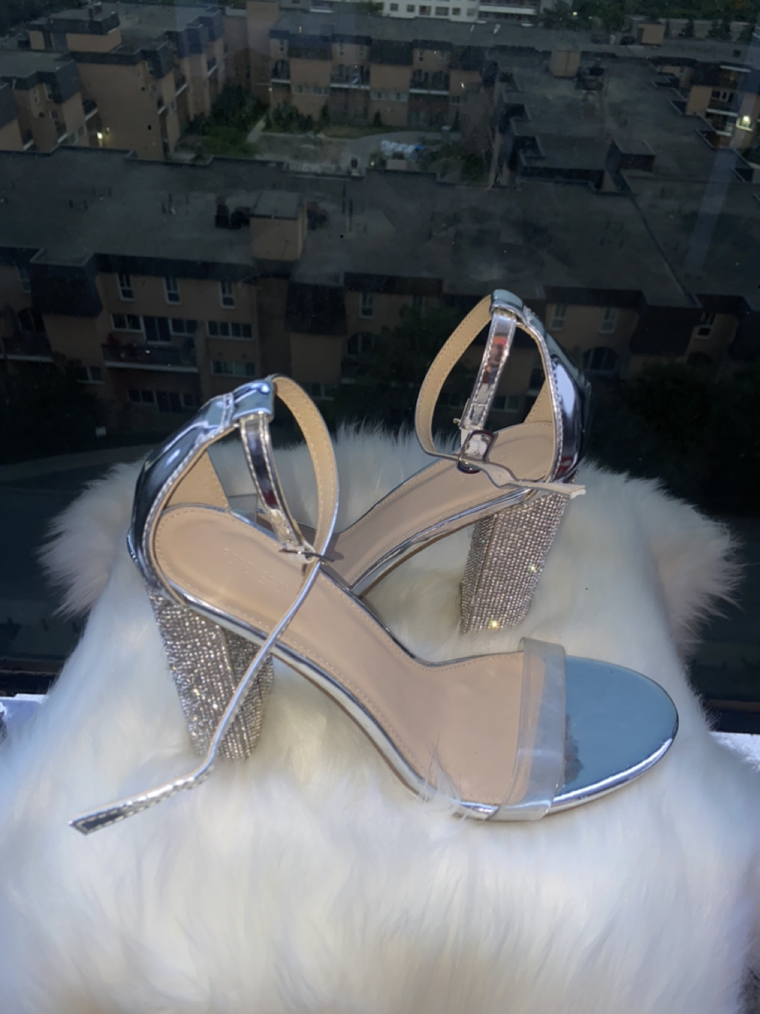 Women’s Sparkly Open Toe Chunky Heels👠❄️ thumbnail