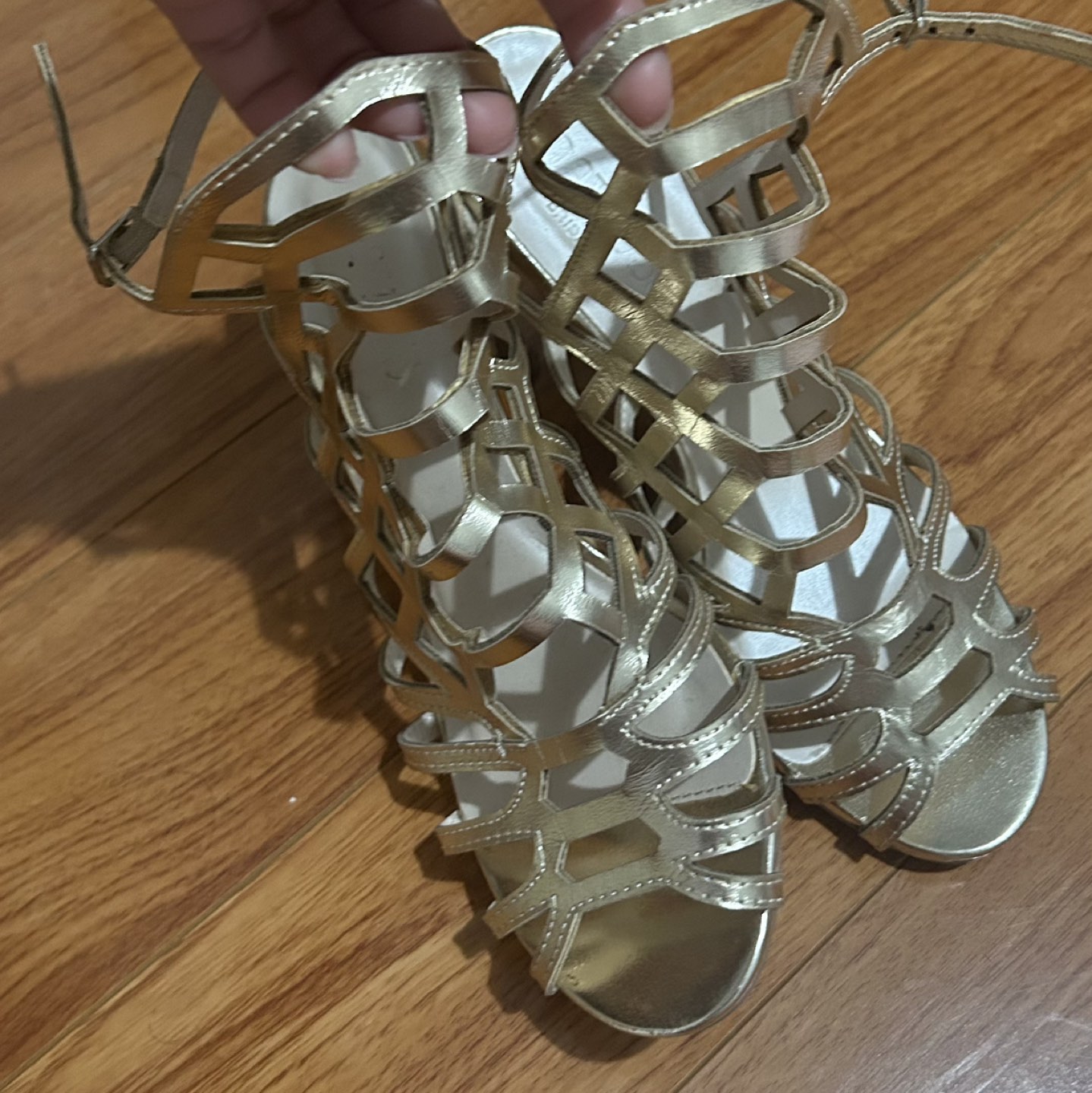 David’s Bridal Heels Size 6 👠 image indicator(5)