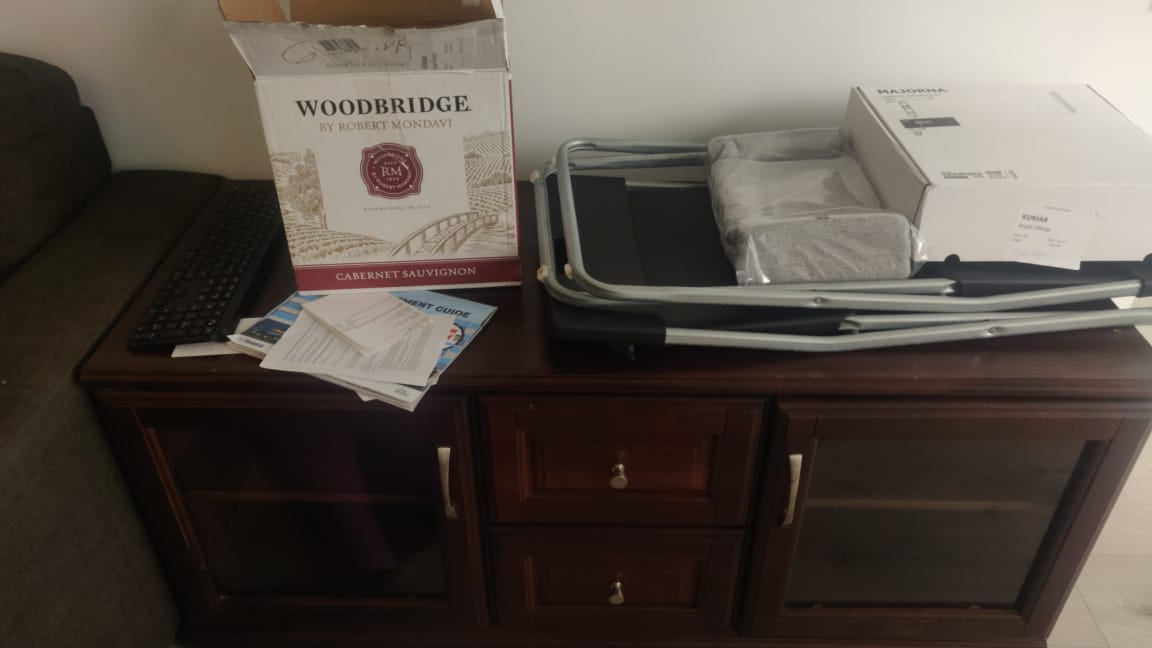 Tv unit and side table for sale