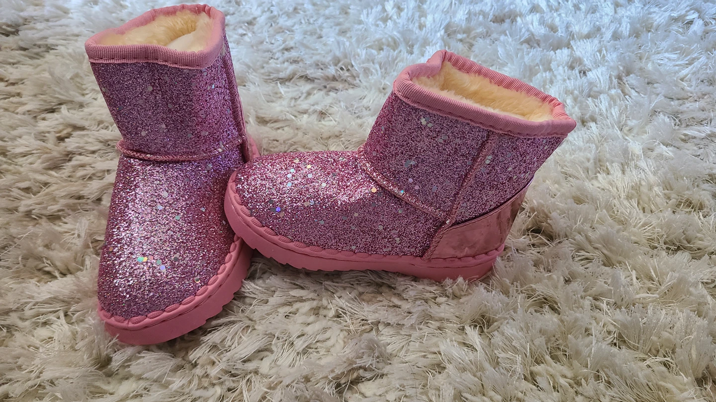 Girl shoes thumbnail