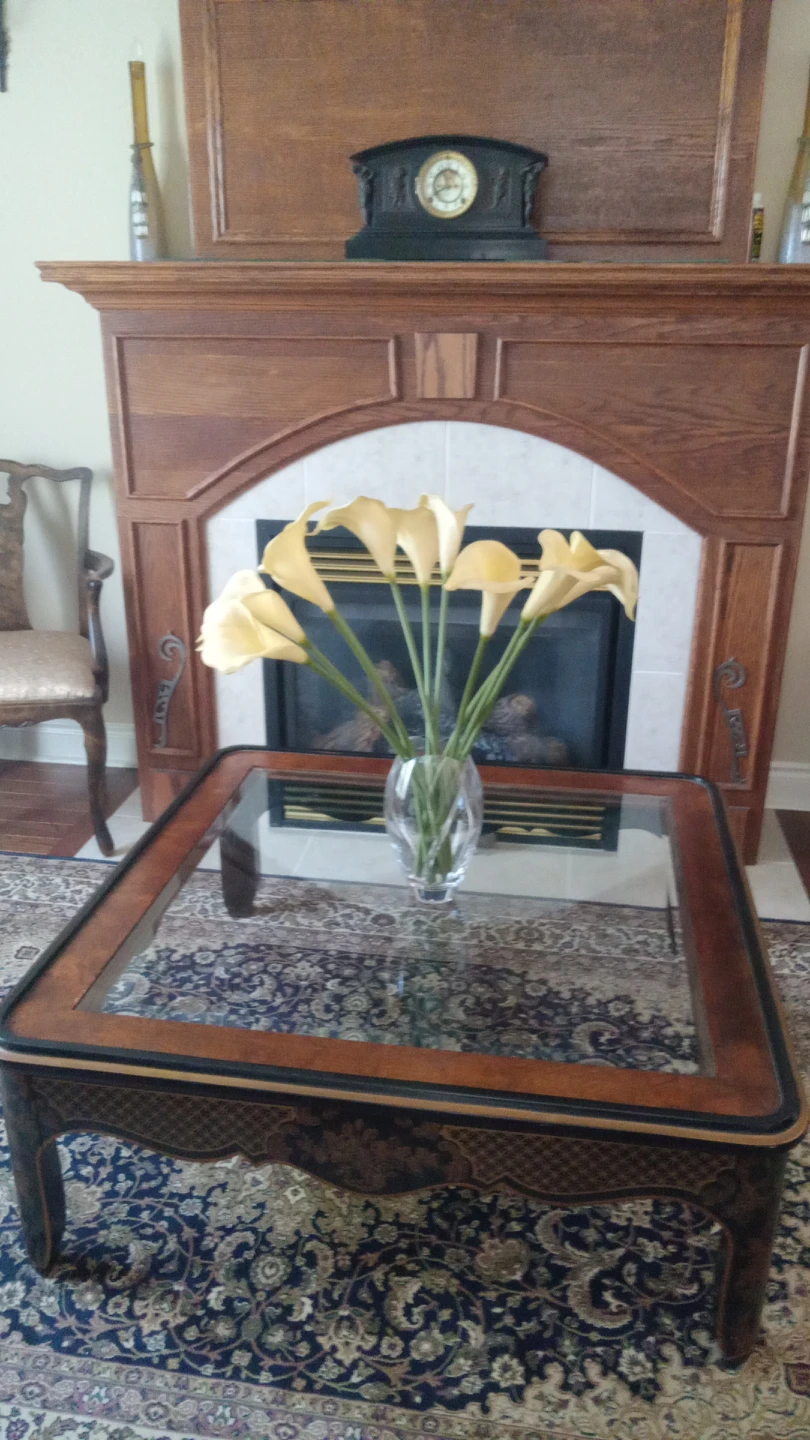 coffee table - photo 2
