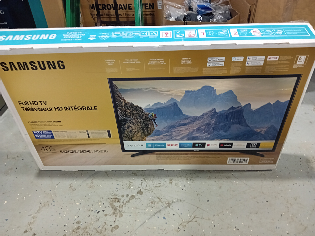 ON SALE SAMSUNG 40" SMART 1080p TV FOR $209.99! 
READ AD thumbnail