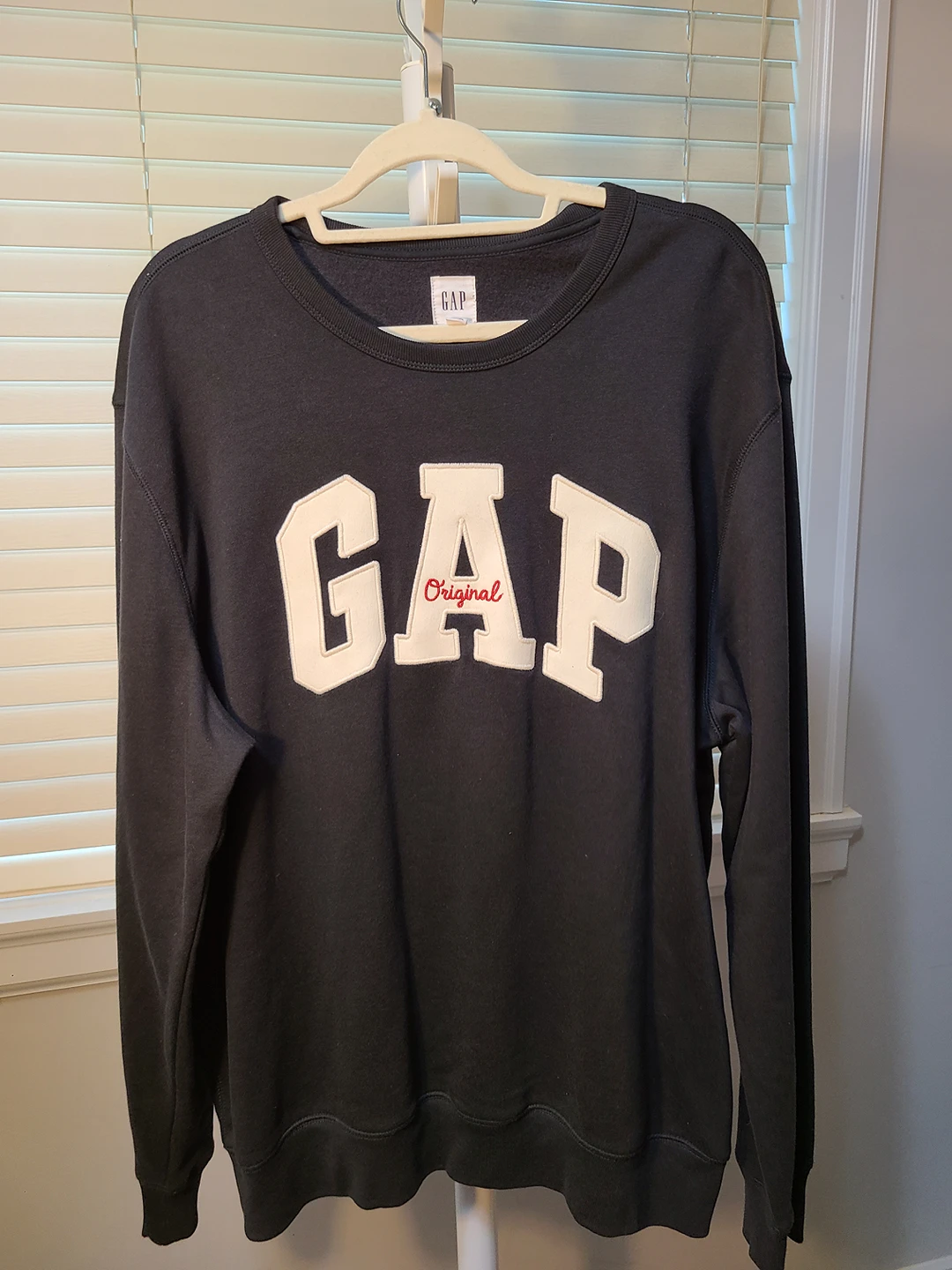 Gap Sweatshirt
