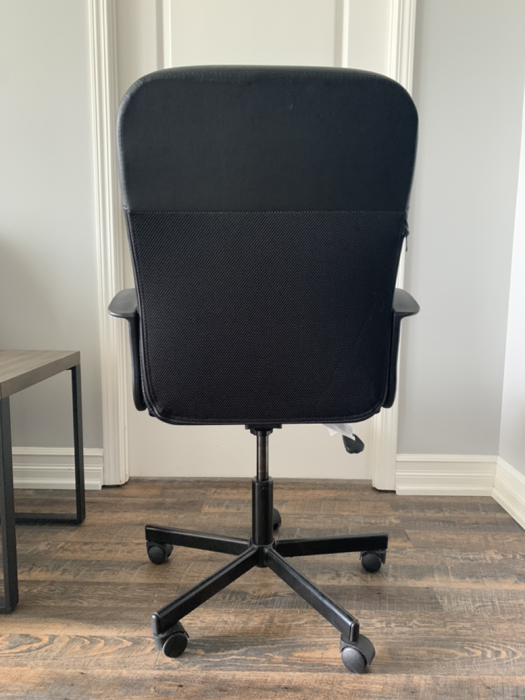 Desk chair black