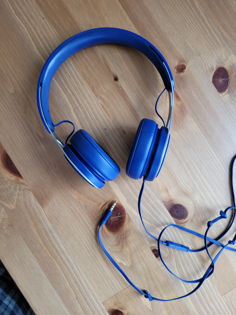 beats headphones 🎧 - photo 2