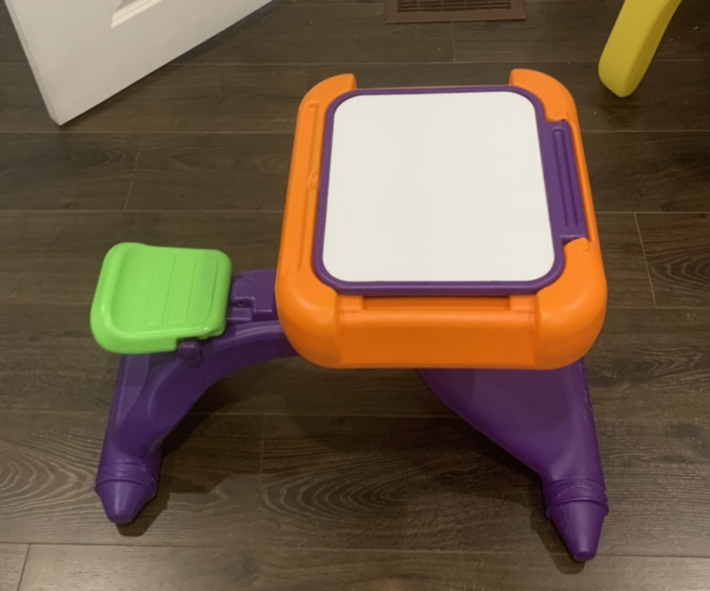Crayola drawing table thumbnail