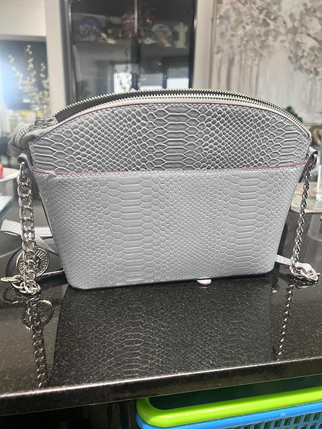 Looking for Crossbody bag..