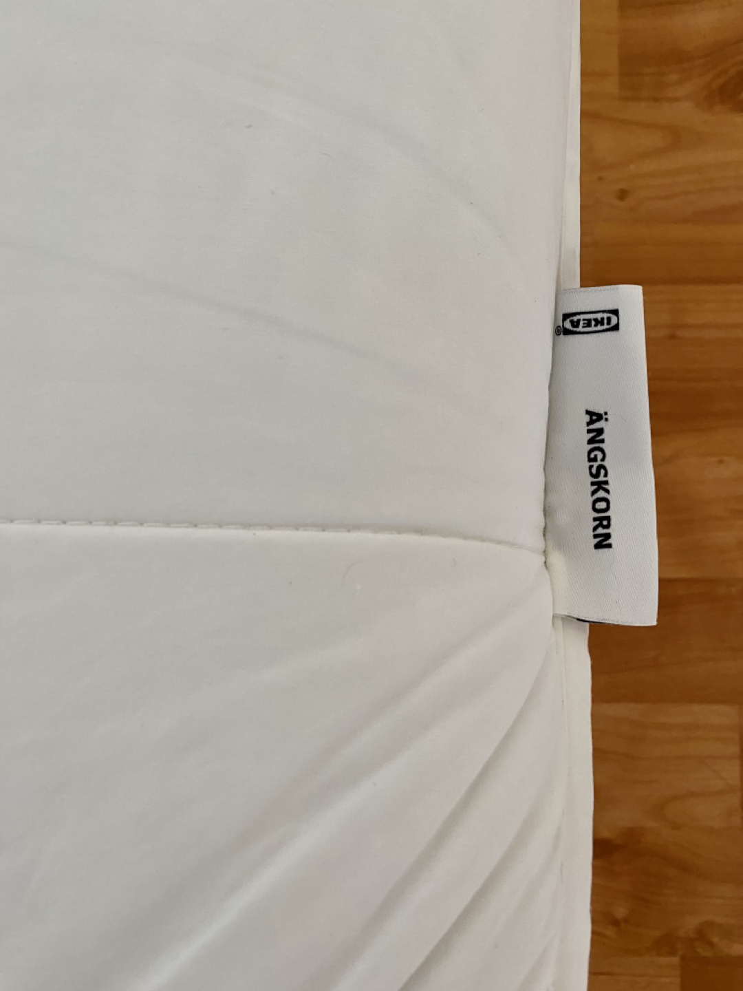 Zinus 10inch Queen foam Mattress (cover, protector all included) image indicator(5)