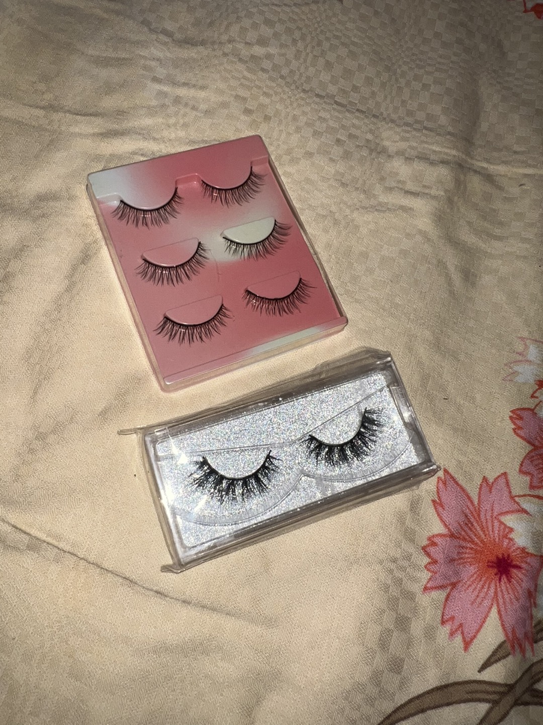 Fake Eyelashes (brand NEW) thumbnail