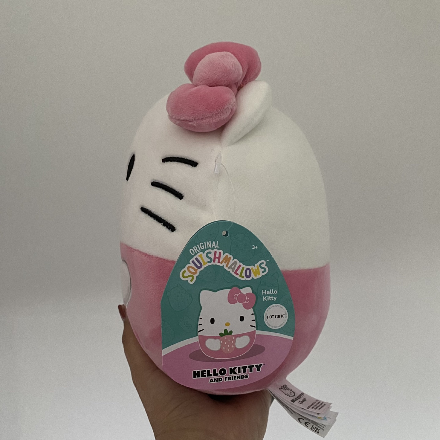 Strawberry Hello Kitty Squishmallow - photo 3