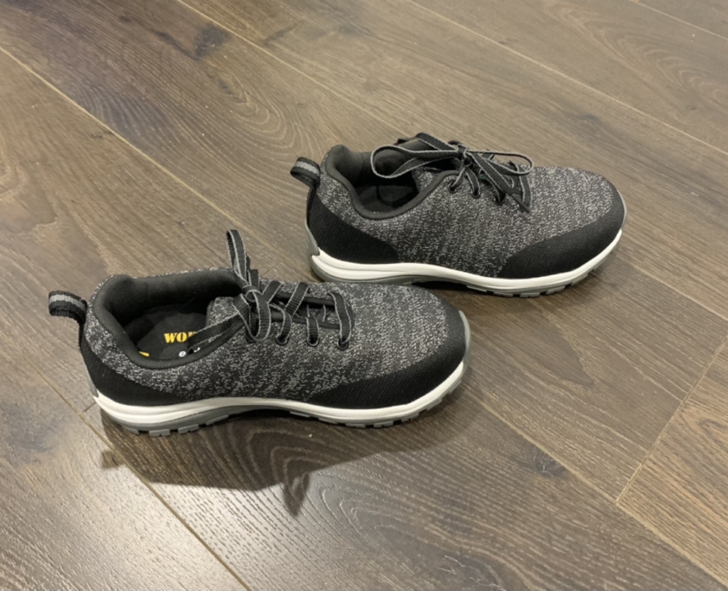 Brand new safety shoes - women 7 thumbnail