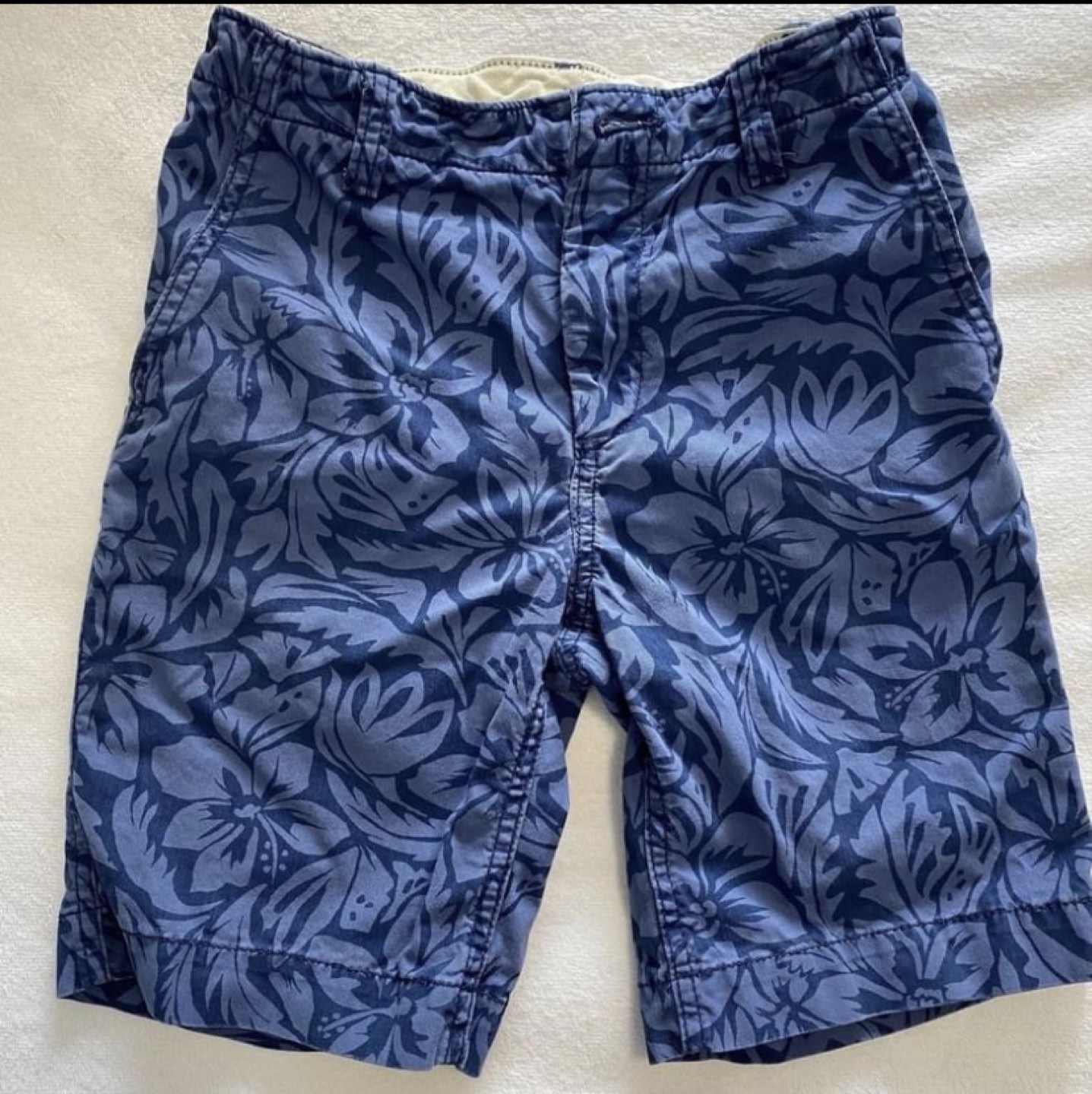 GAP Boys Shorts ~ Size 10 ⬆️ thumbnail