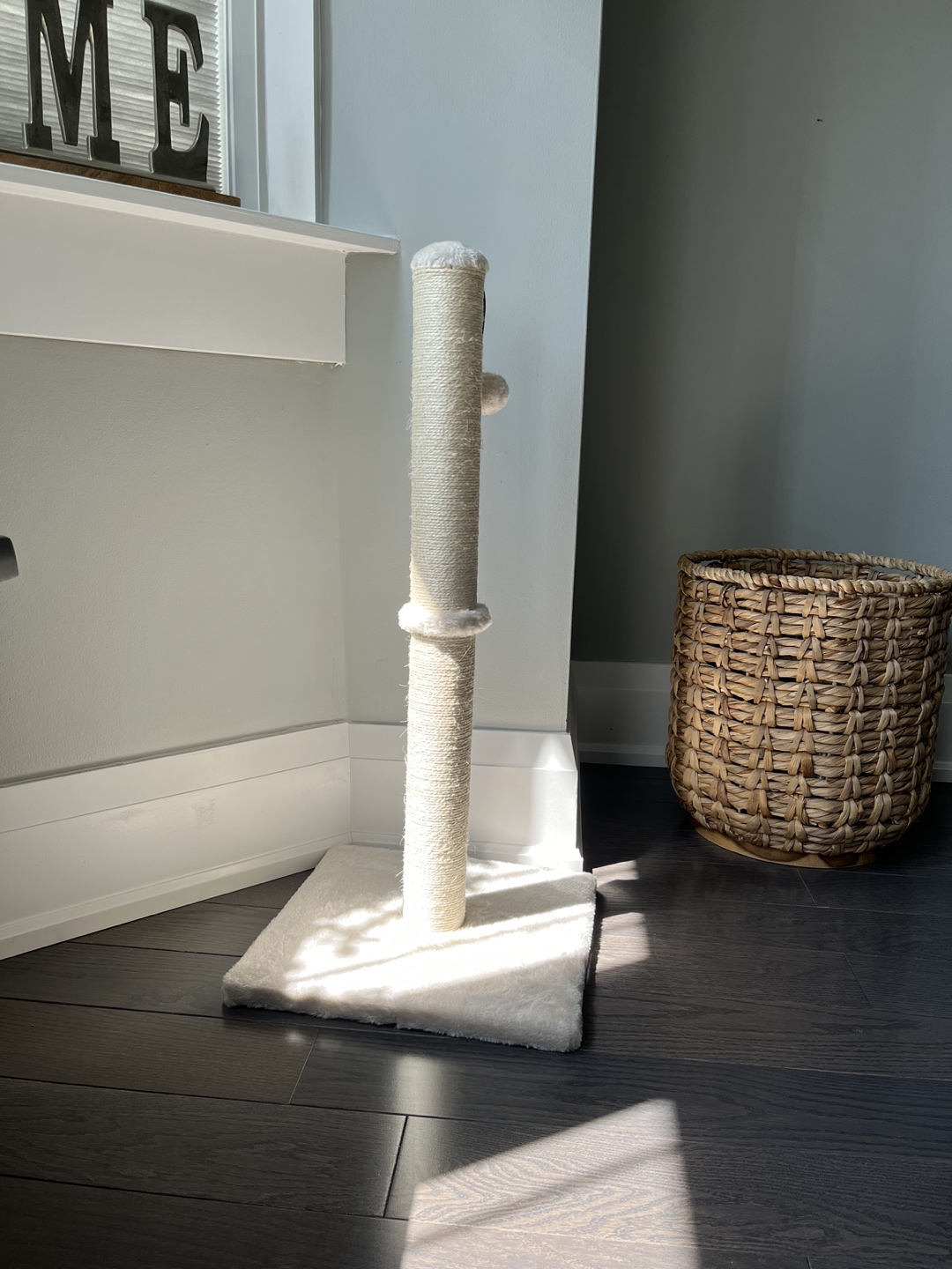 a cat scratcher(brand new-never used) image indicator(2)