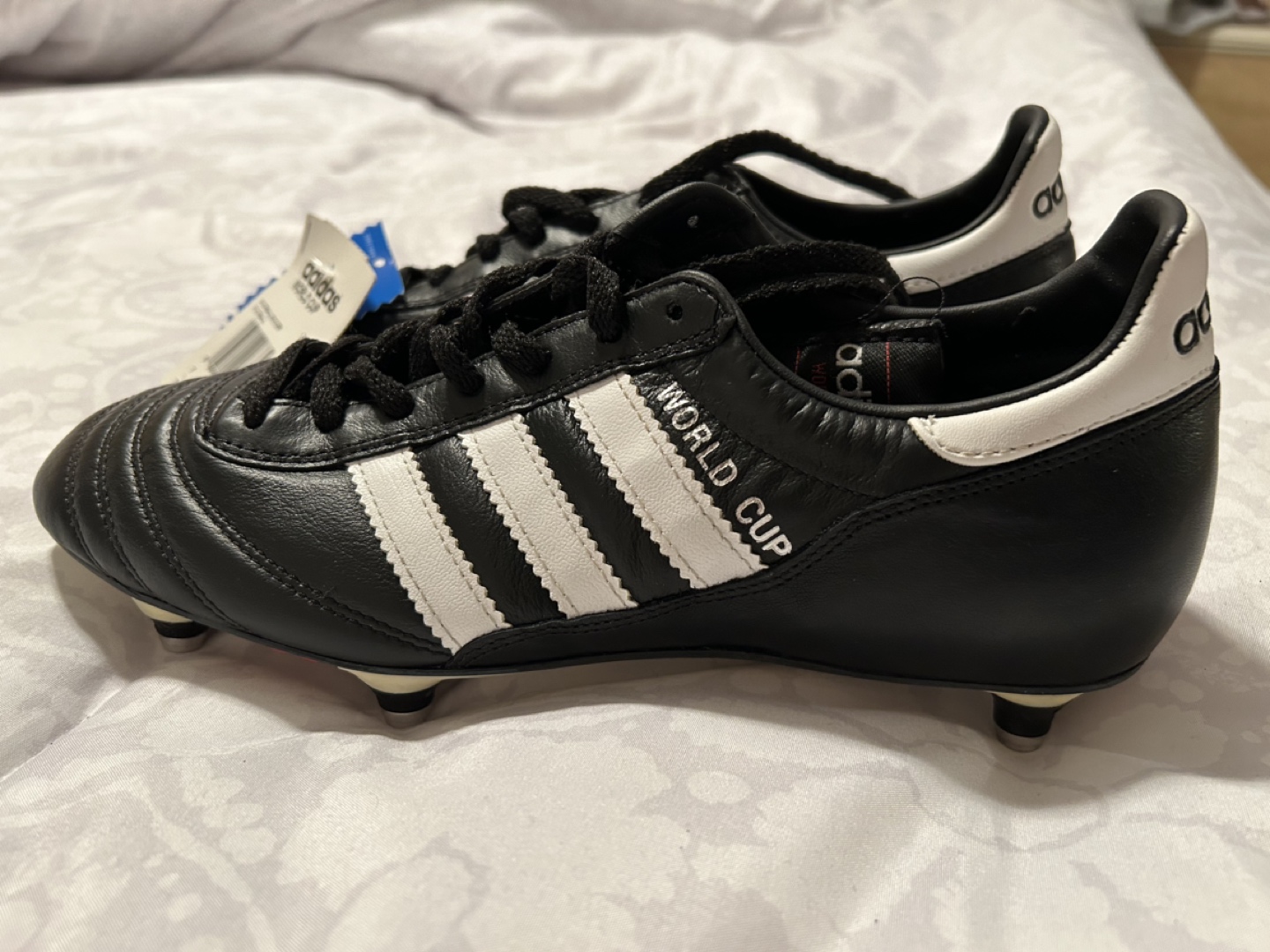 ADIDAS soccer shoes with cleats - size 7.5 - photo 4