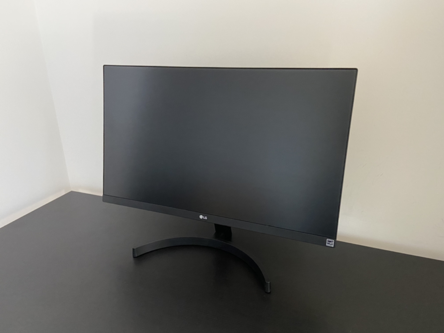 LG 24 inch Full HD (1920x1080) IPS Display - photo 2