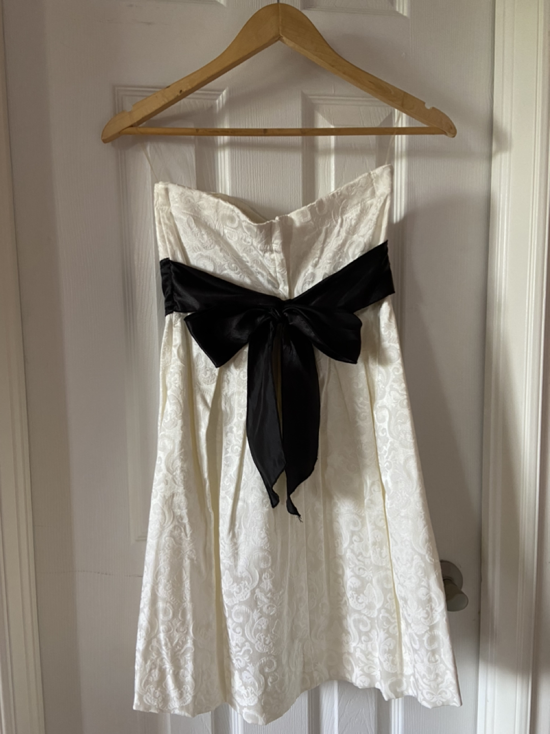 Charlotte Russe Off-White/Cream Bow Front Strapless Dress - photo 2