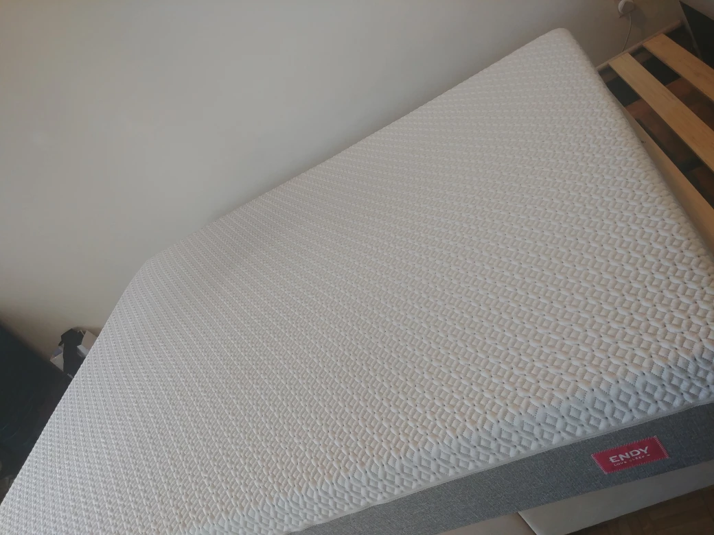 Endy queen mattress