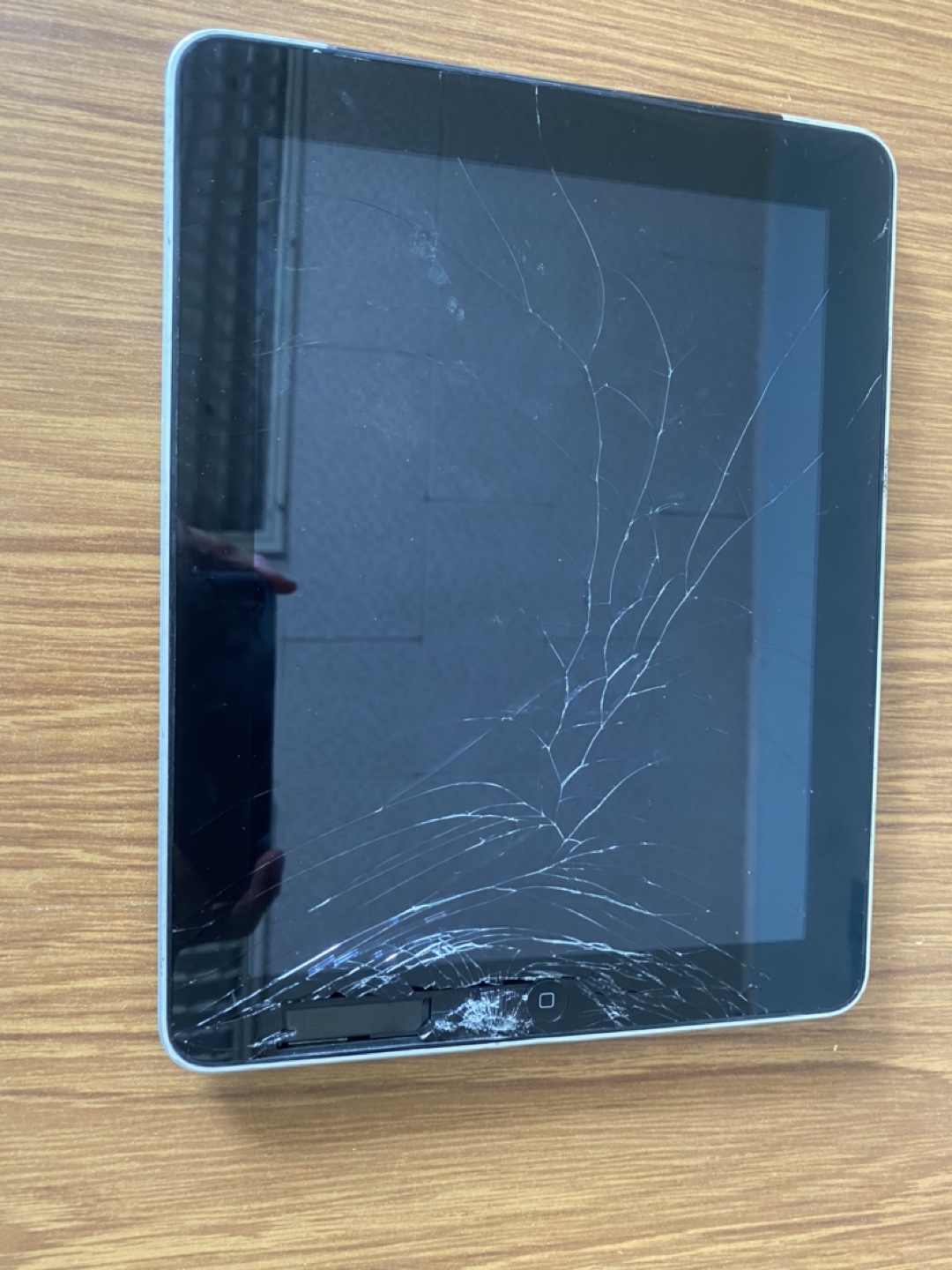 WE FIX  BROKEN IPADS, PHONES , TABLETS and  COMPUTERS - photo 3