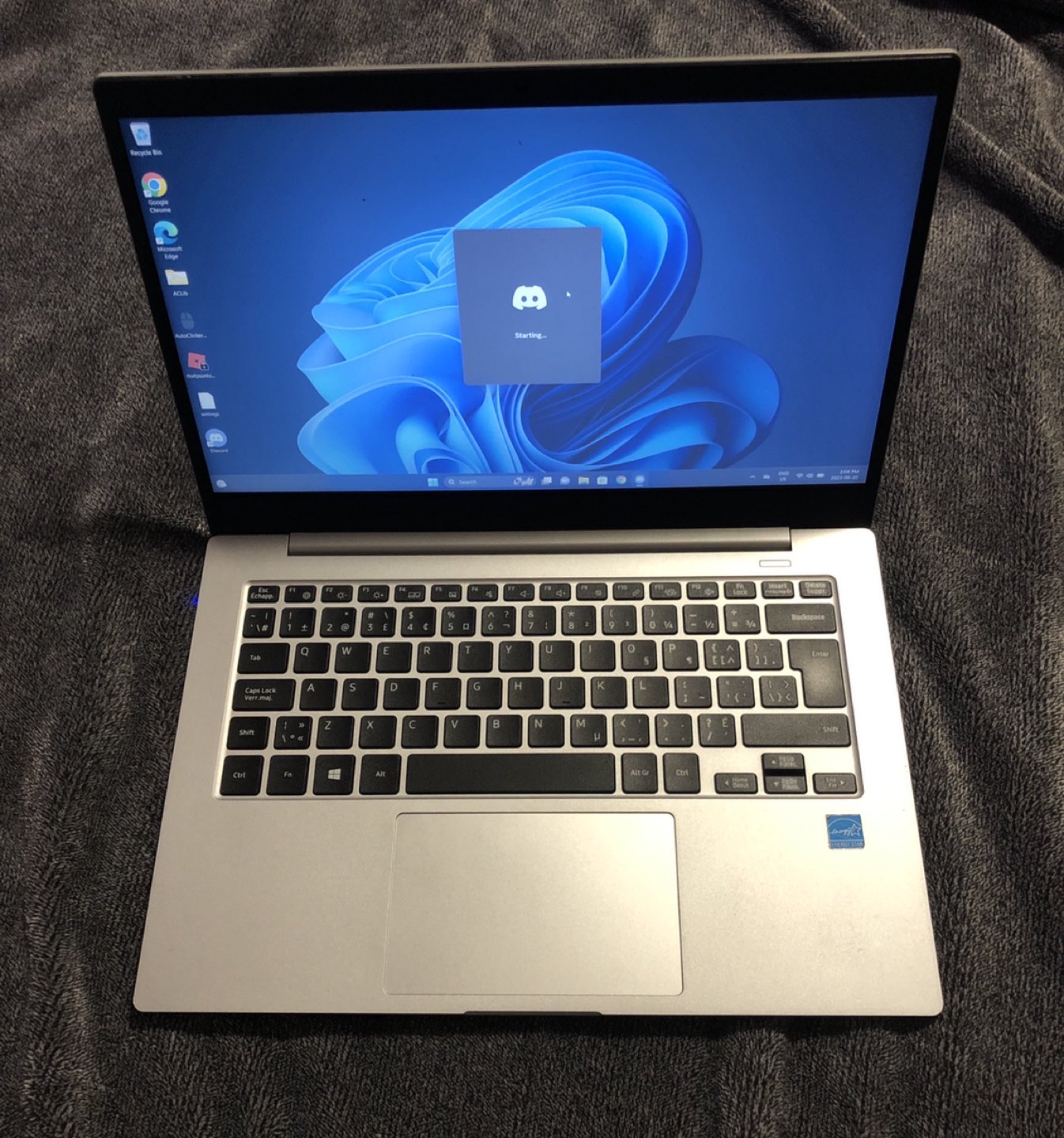 Samsung galaxy laptop