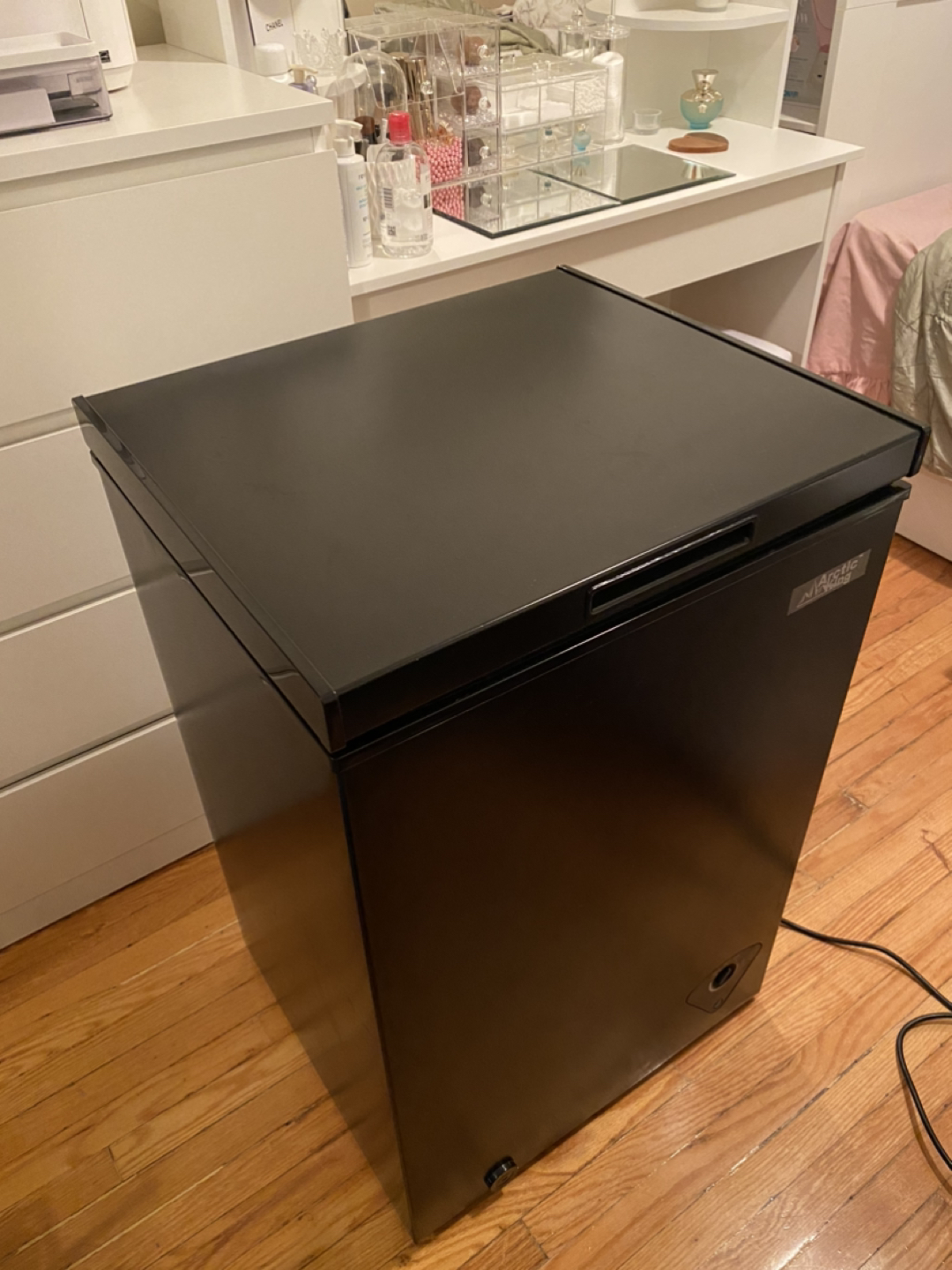Mini freezer thumbnail