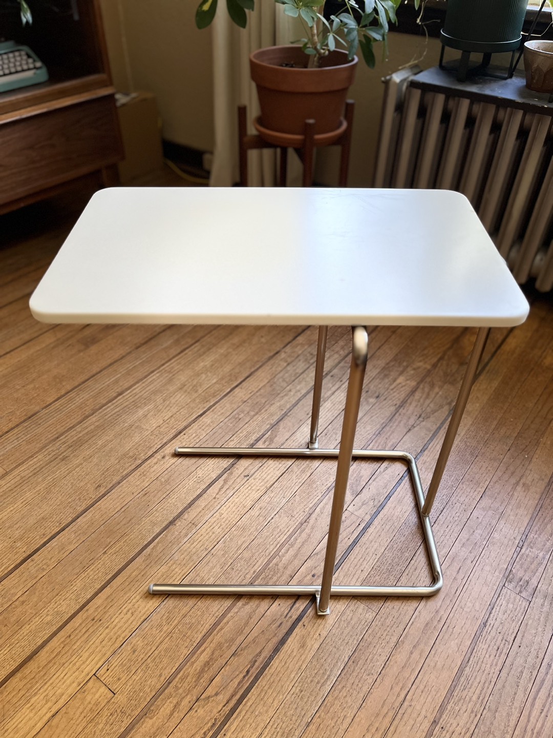 IKEA Rian Side Table ⬆️ thumbnail