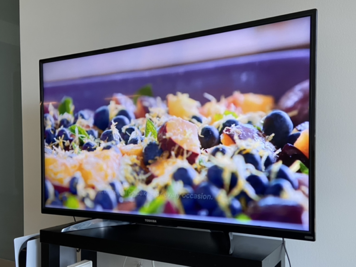 Toshiba 50” FireTV Edition 4K UltraHD Smart LED TV - photo 2