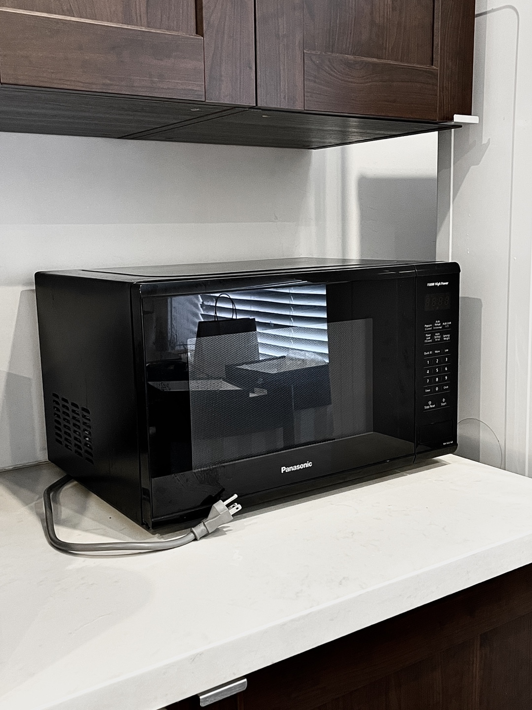 Large Panasonic Microwave 🍲