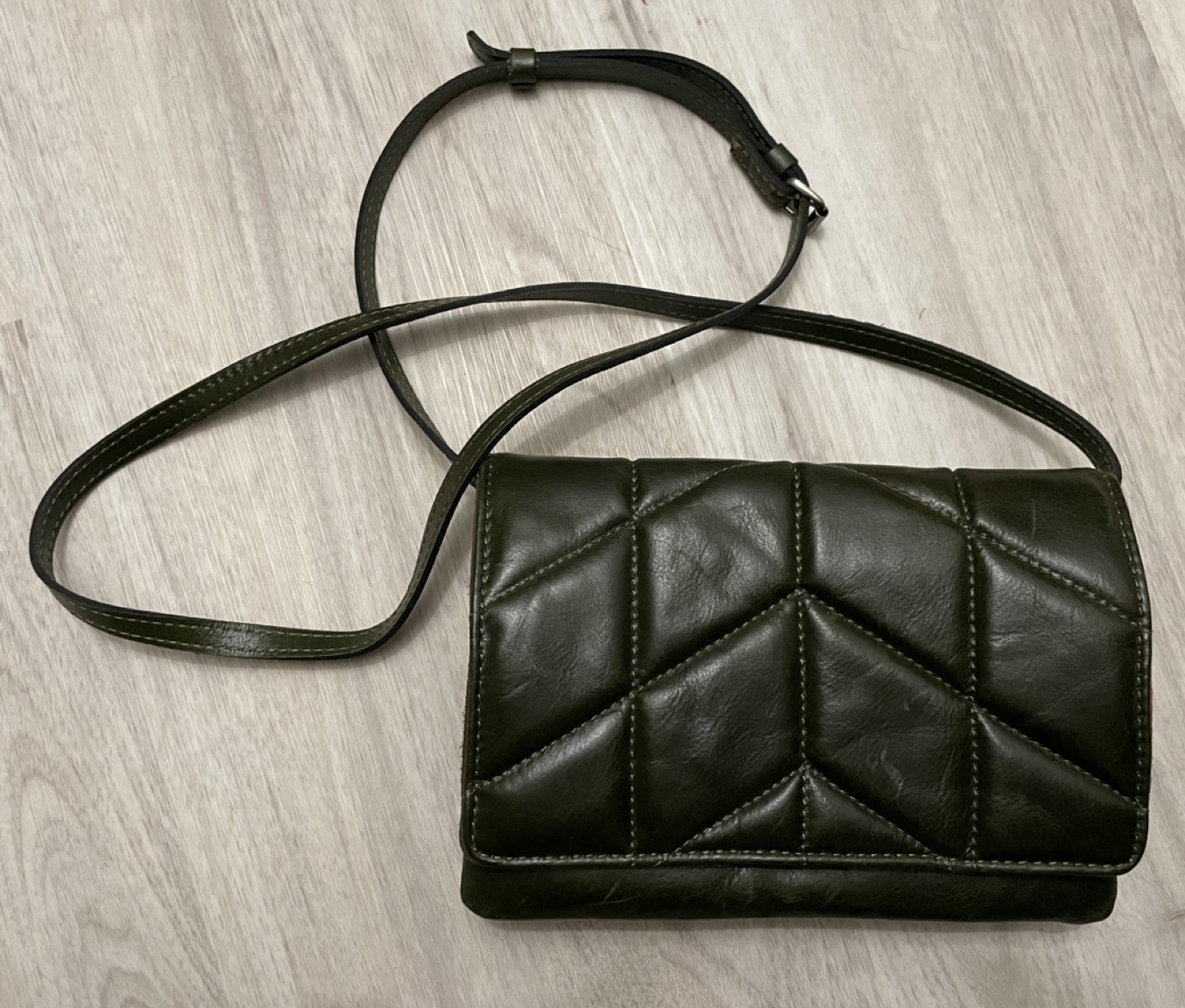 Patricia Nash Olive Leather Crossbody Purse thumbnail
