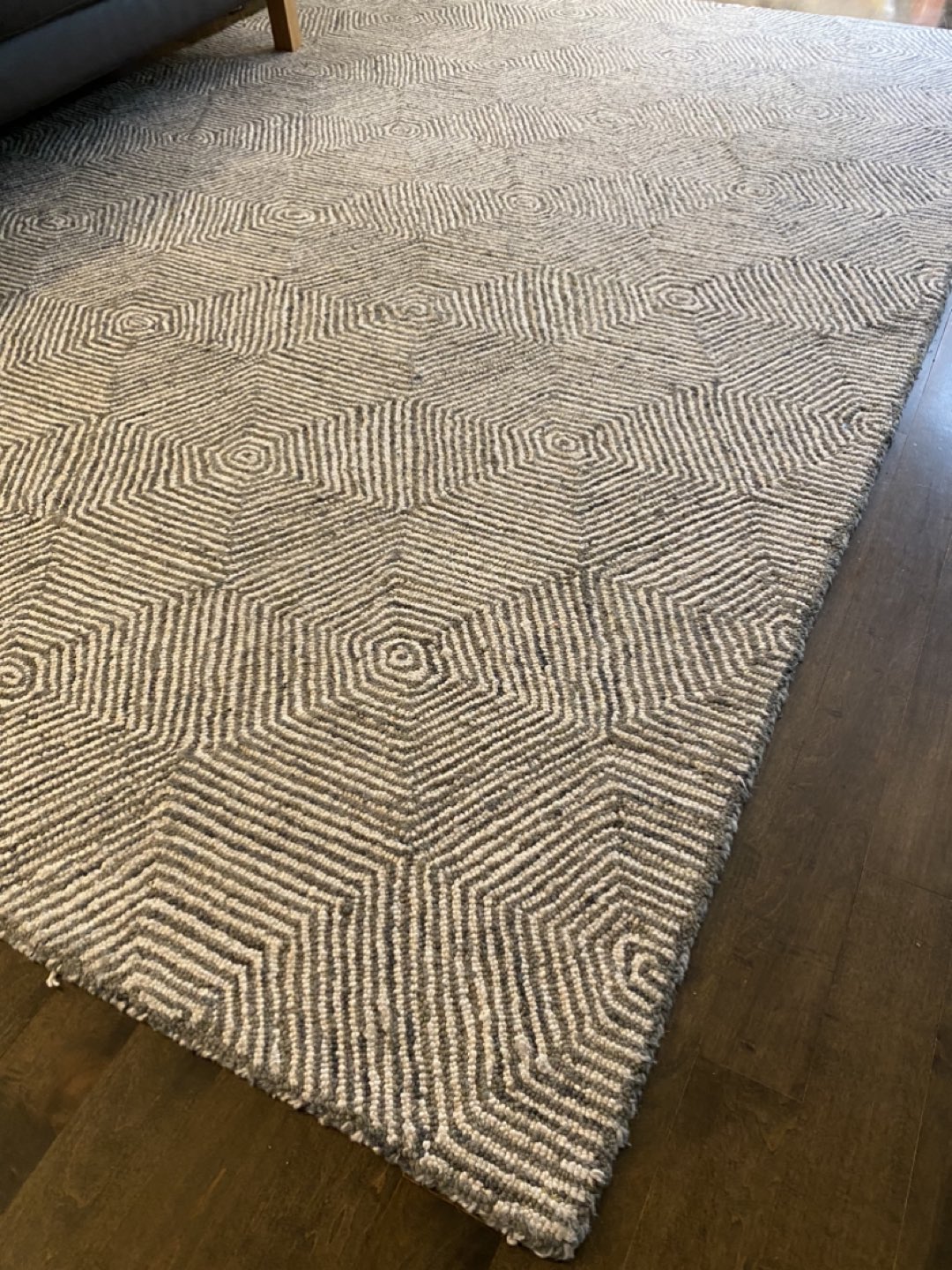 Structube Caracas rug thumbnail