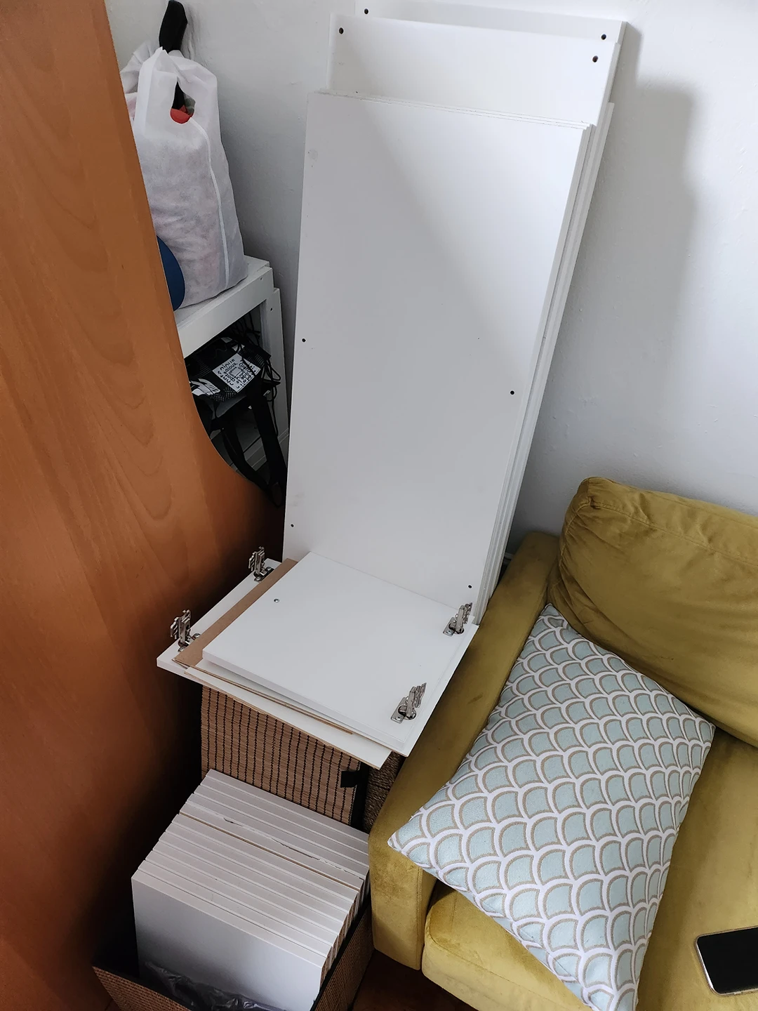 Ikea Kallax 4x4 Shelves w/ 6 shelf baskets - photo 3