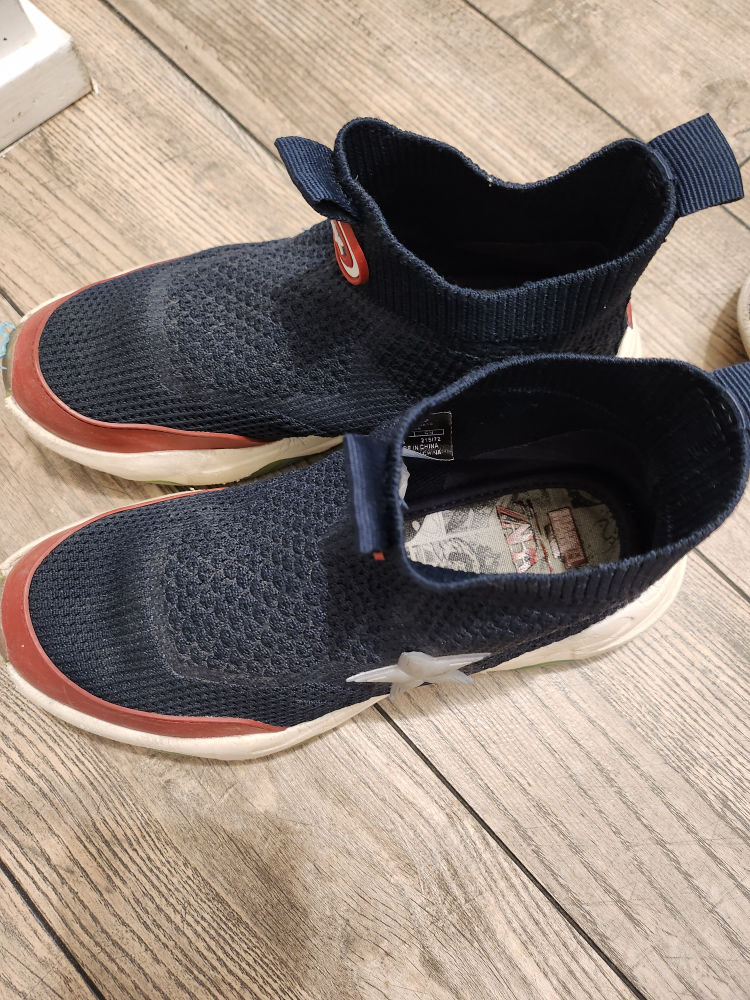 #freecycle navy blue boys sneaker shoes - photo 2