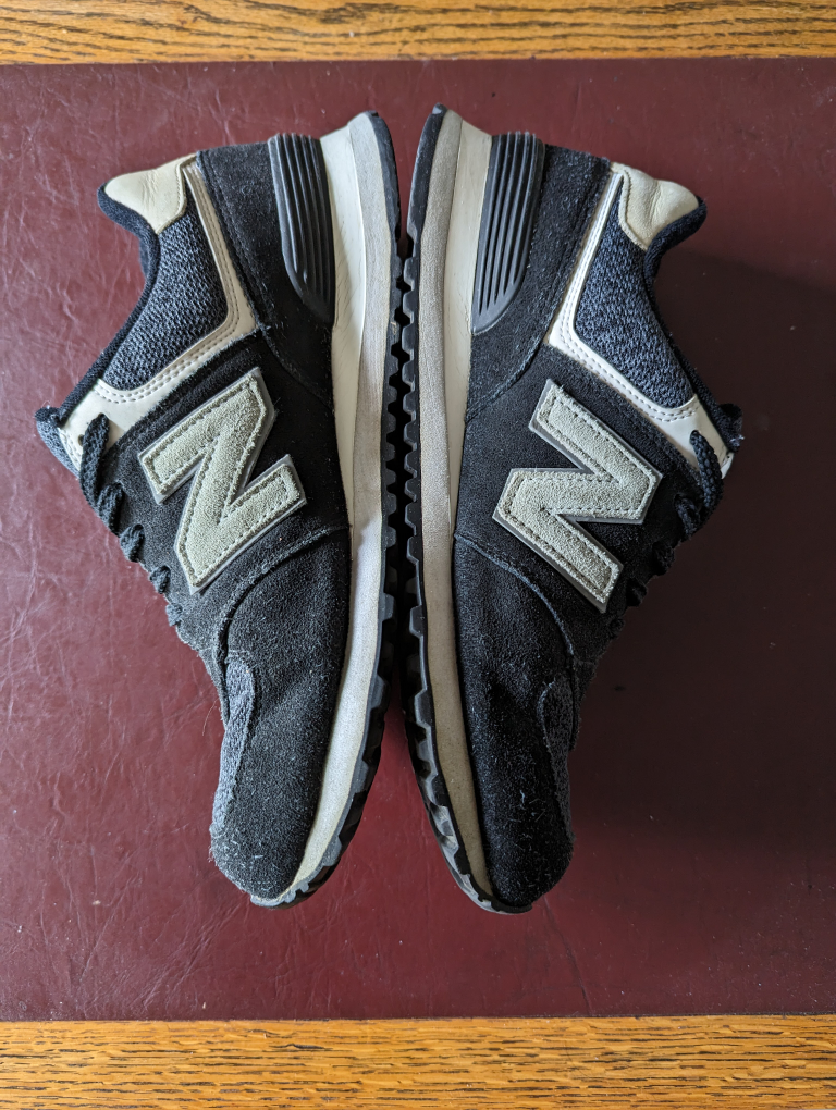 New balance 574 Blue navy size 9US