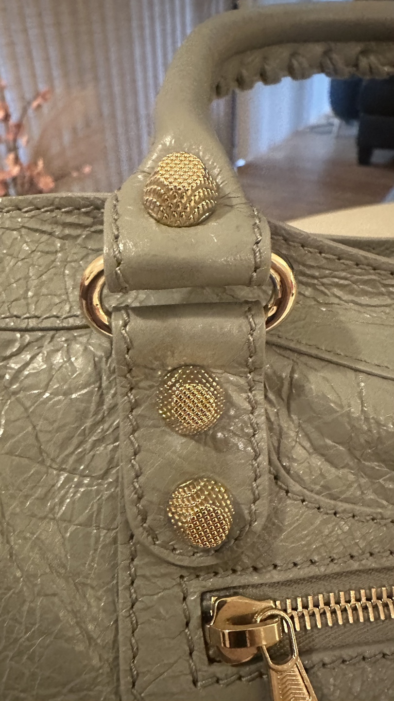 Beautiful Balenciaga Bag - photo 2