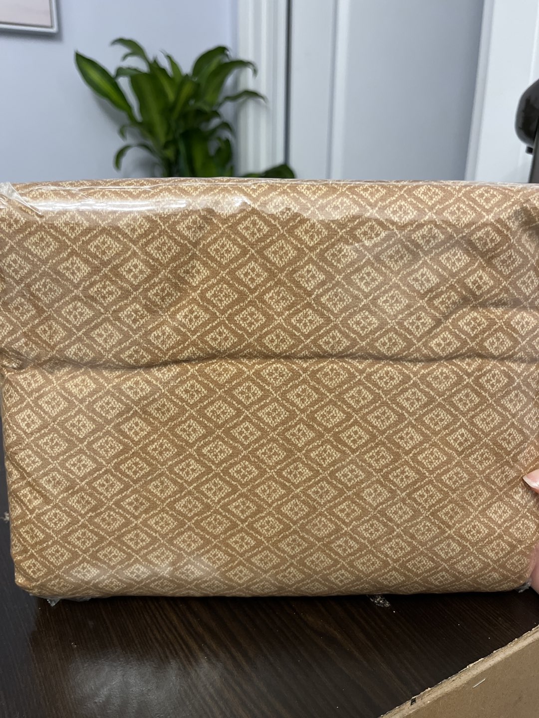 [2nd item 50% OFF shop-wide] UTICA Queen sized Fitted Sheet - photo 2
