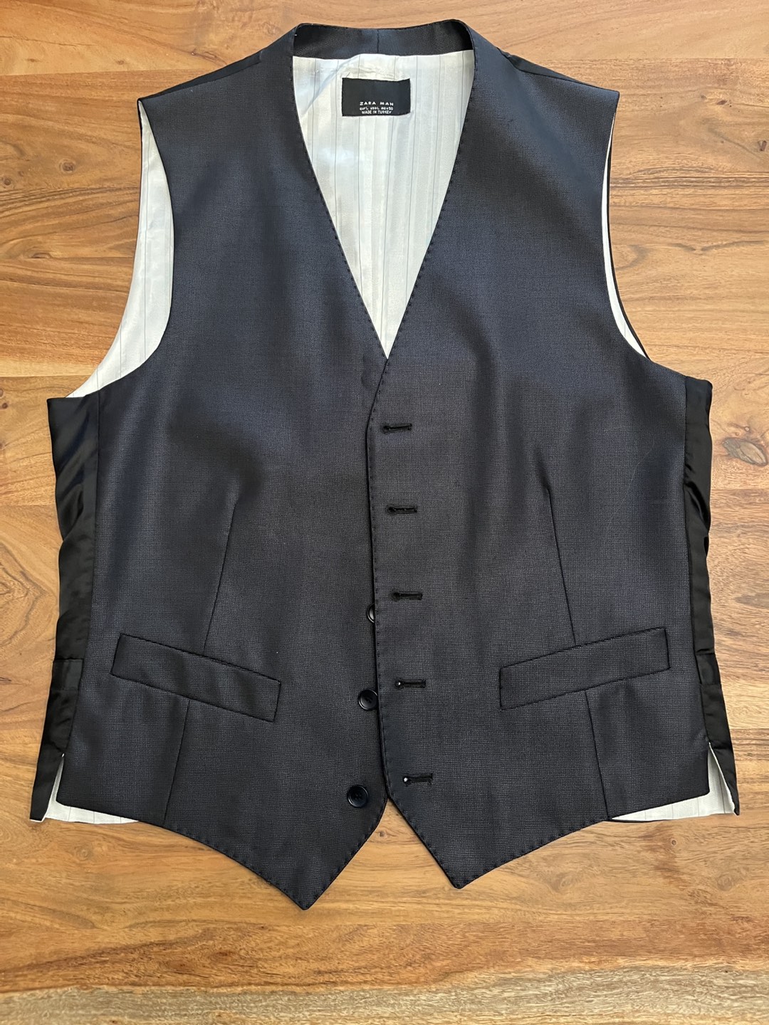 Vest thumbnail