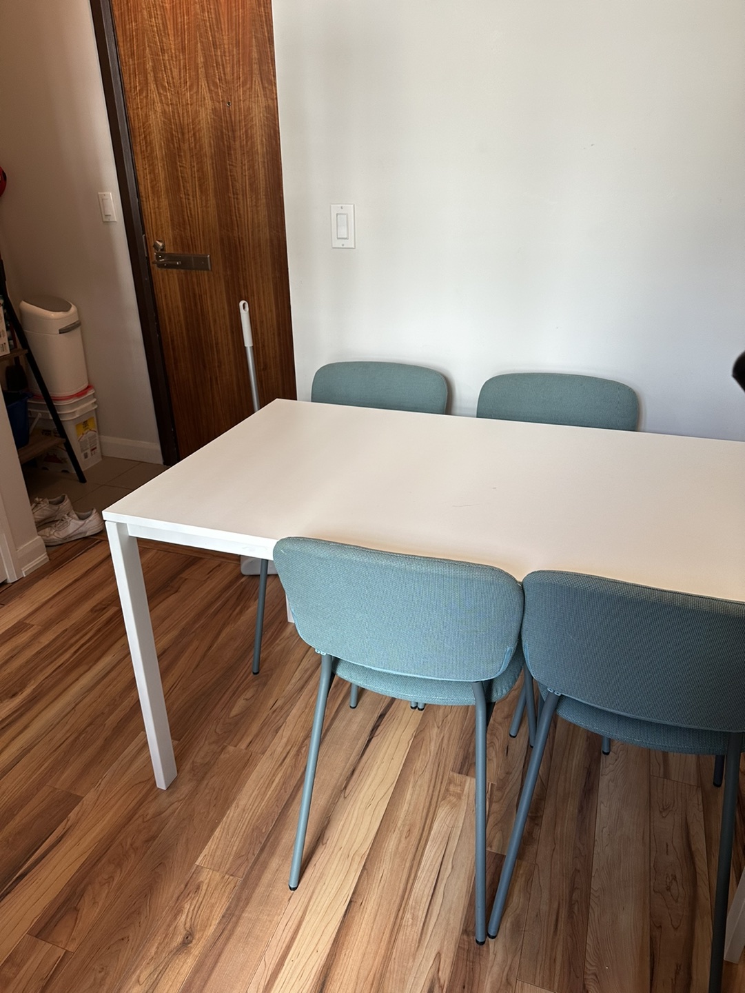 Ikea  "melltorp" table + 4x Karljan chairs thumbnail