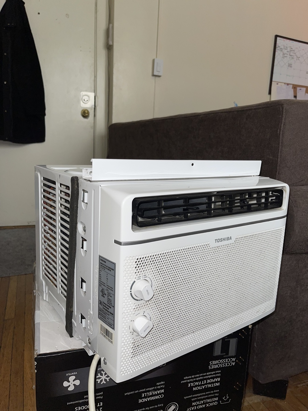 MOVING SALE Toshiba window AC Unit