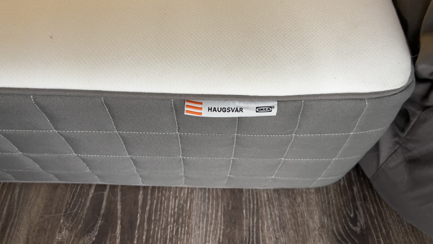 IKEA Haugsvar hybrid queen size mattress - photo 2