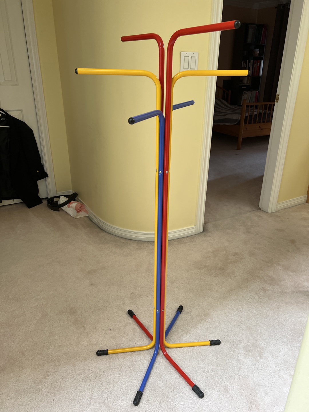 Kids coat hanger