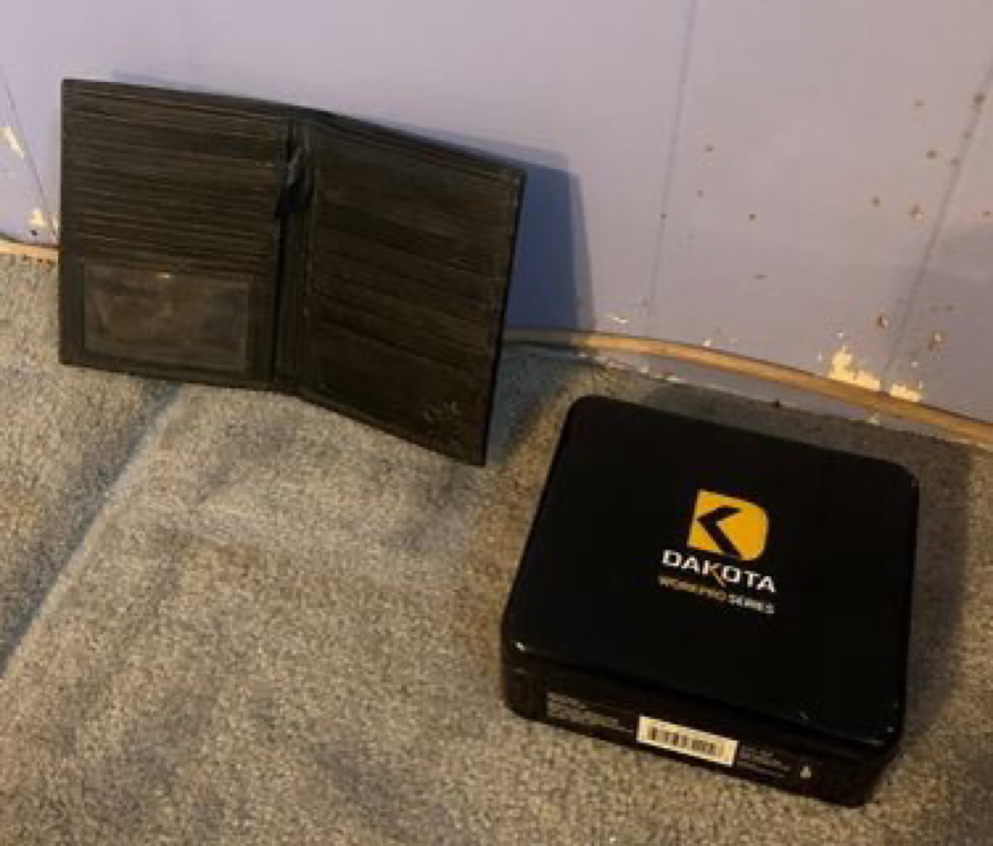 New Leather Black Wallet thumbnail
