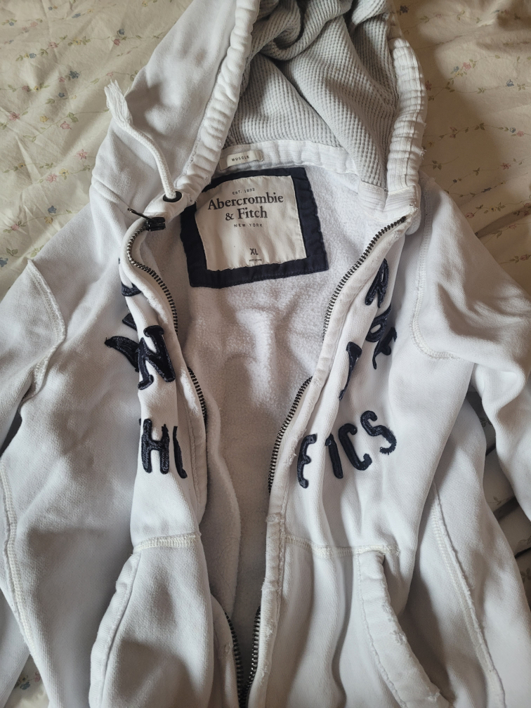 ABERCROMBIE HOODIE thumbnail
