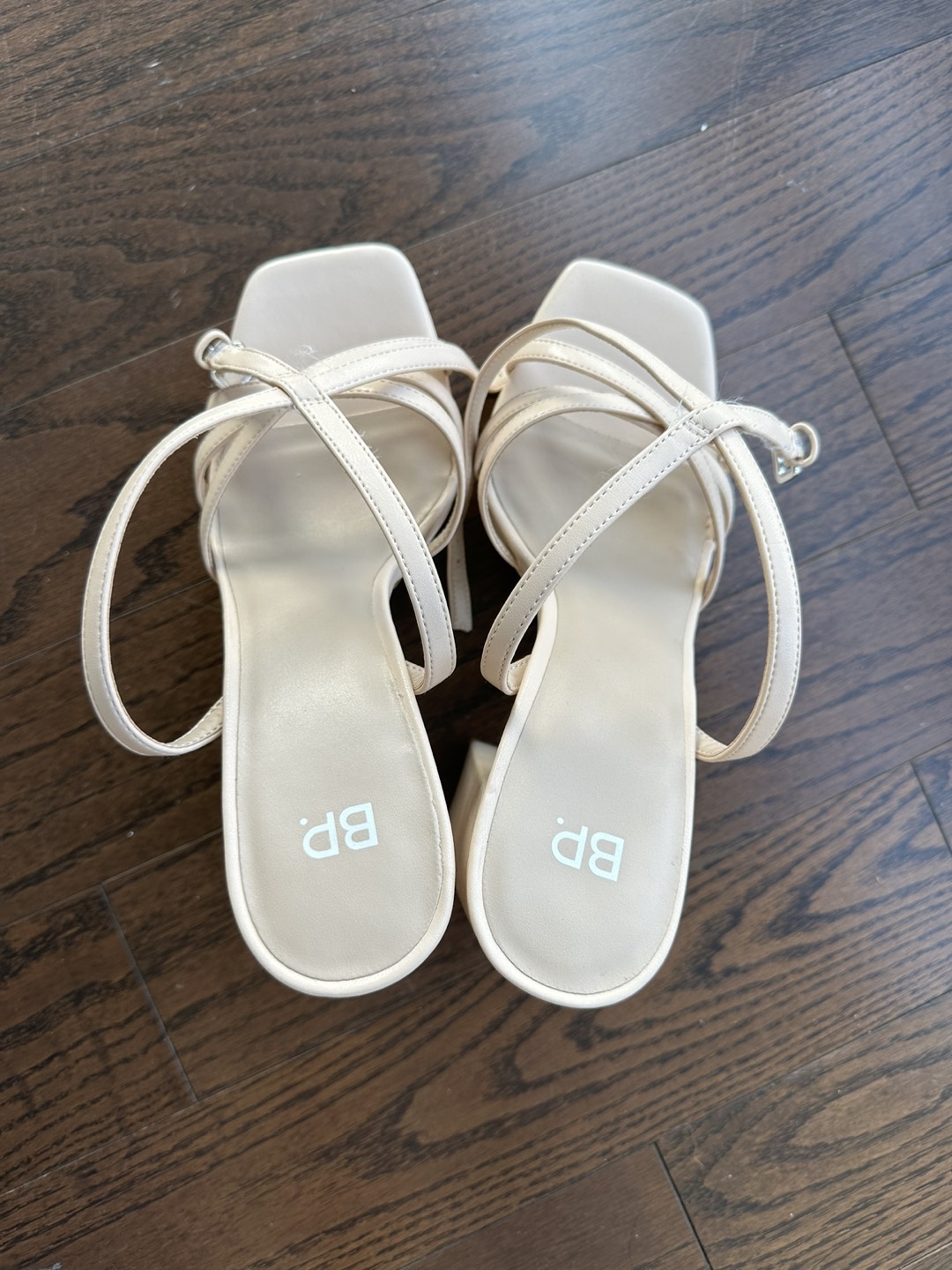 Platform summer beige sandals thumbnail