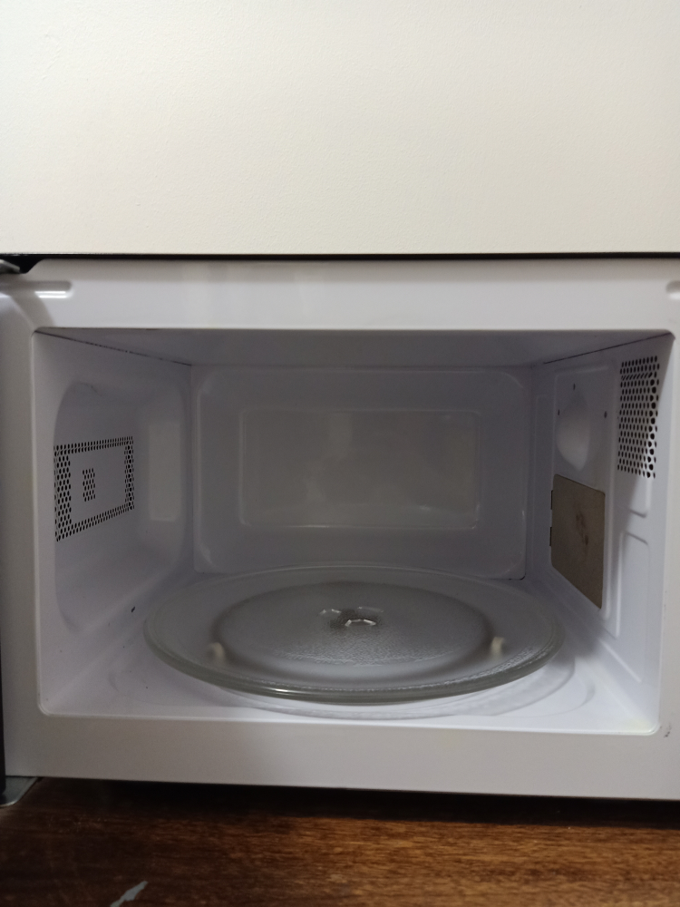 Microwave: moving sale - photo 3