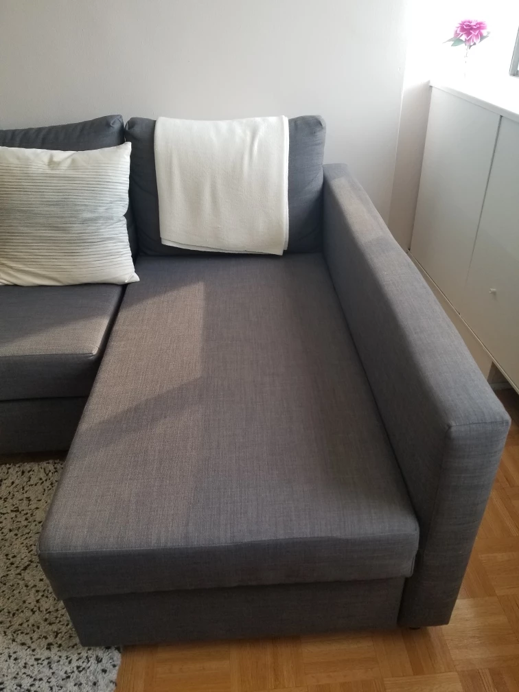 IKEA couch image indicator(2)