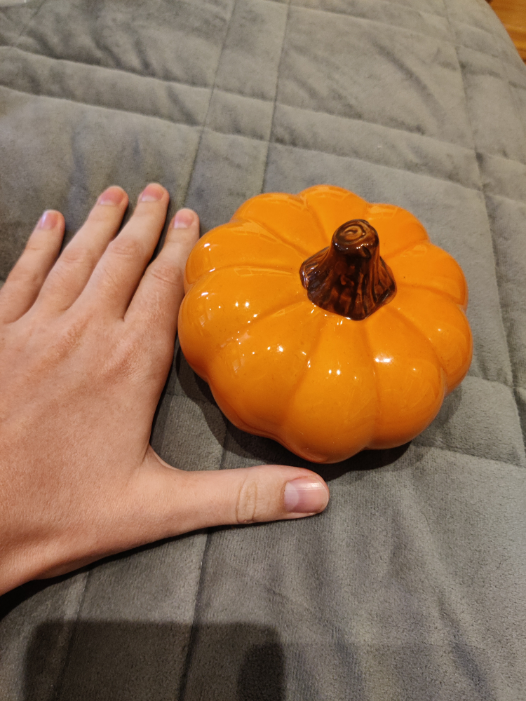 Ceramic Pumpkin Decor thumbnail